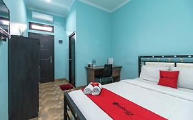 Reddoorz Near Rsud Koja